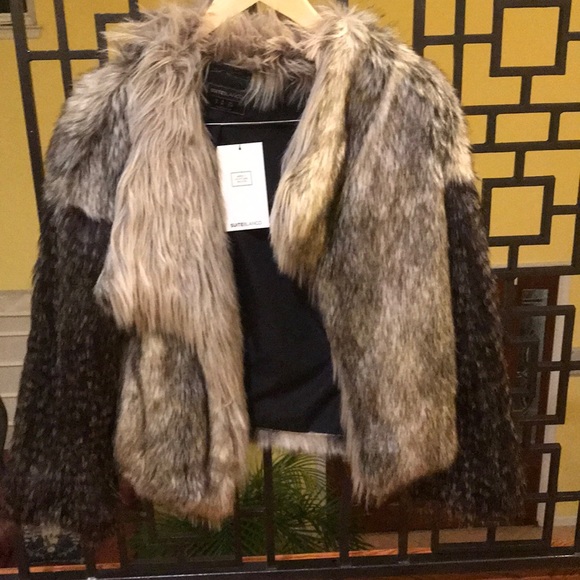 Faux fur coat brand new with tags - Picture 1 of 6